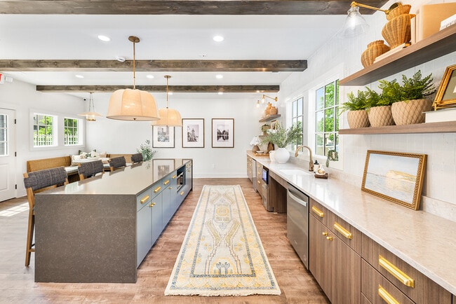 Photo - MAA Providence Main