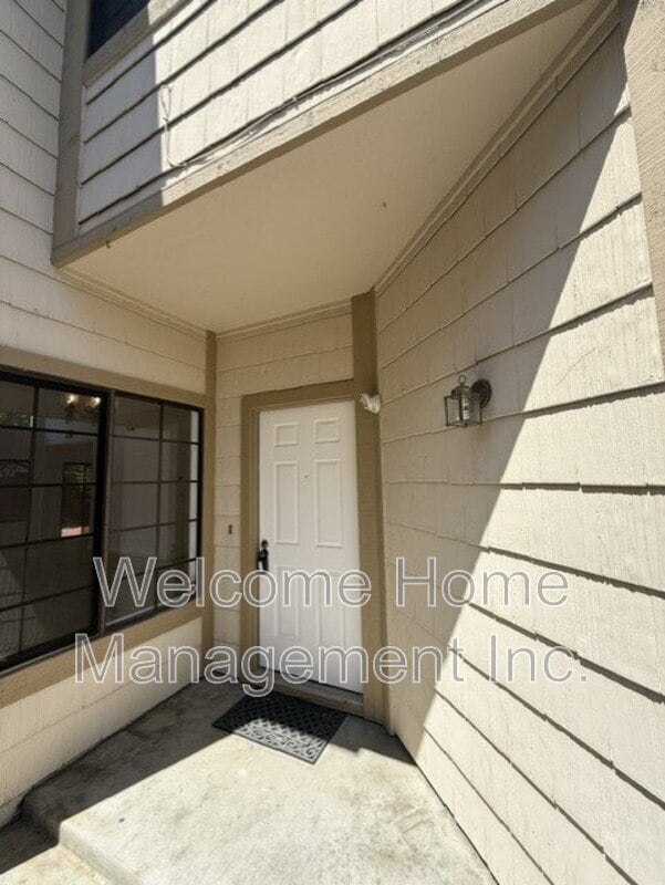 34769 Comstock Common
