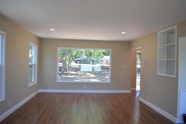 203 Bayview Way