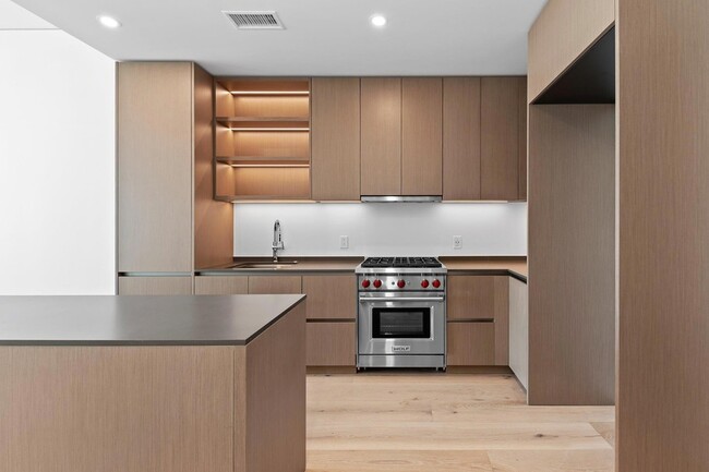 Photo - 610 Davis St Unit 5206