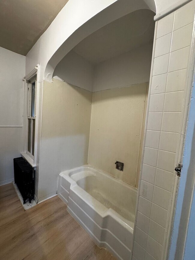 Photo - 05th St S 302-304 Unidad Locust St 438