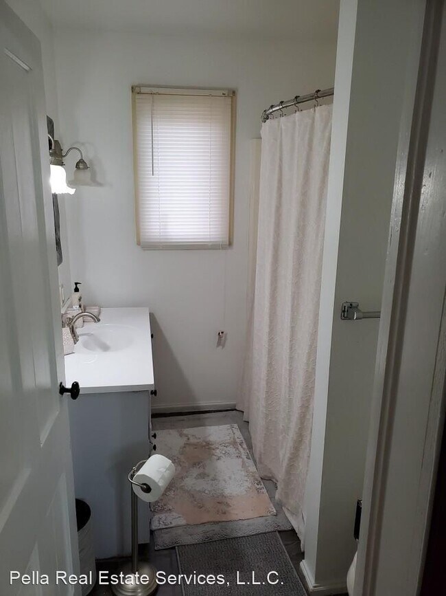 Photo - 4 br, 2 bath House - 1212 Columbus Street