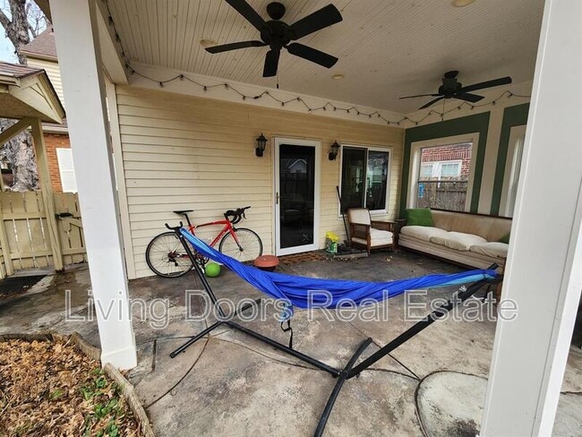 Photo - 2551 Worthington Ave