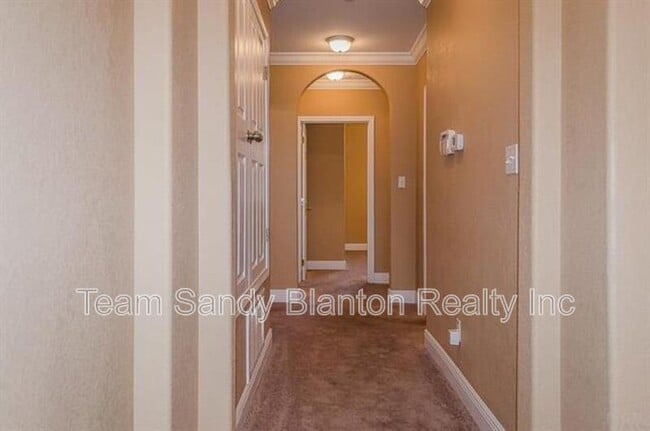 Photo - 542 S 72nd Ave