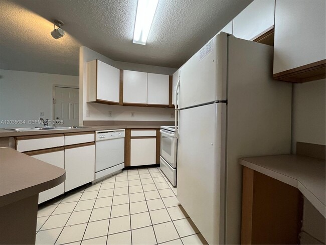 Photo - 4035 W McNab Rd Unidad F203
