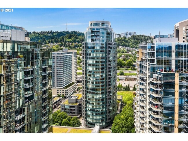 Building Photo - 3601 S River Pkwy Rental