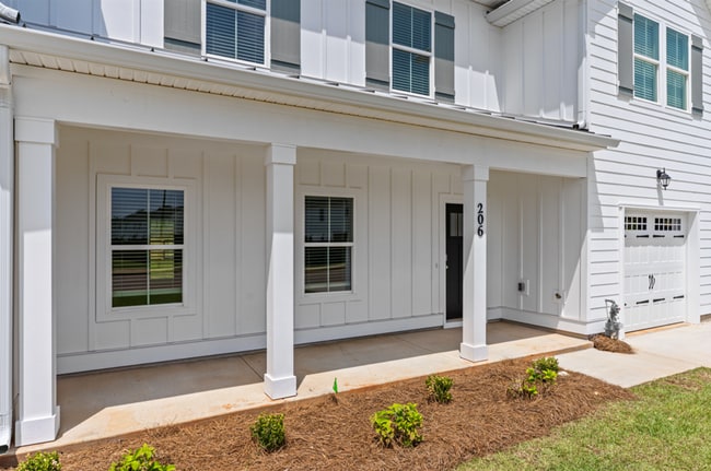 Photo - 206 Clifton Dr