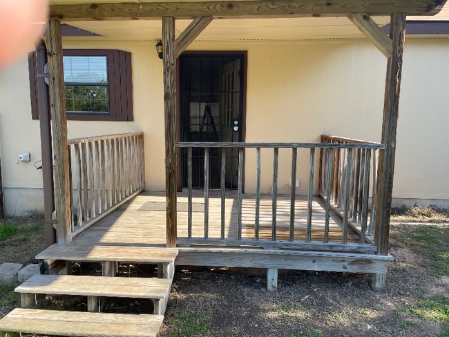 Photo - 485 Yorktown Dr Unit A