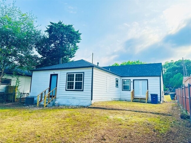 Photo - 1264 Cedar Haven Ave