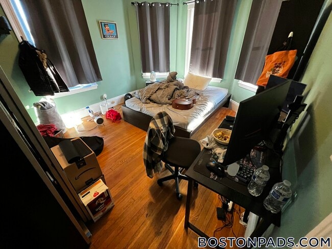 Photo - 3 Capen St Unit 3