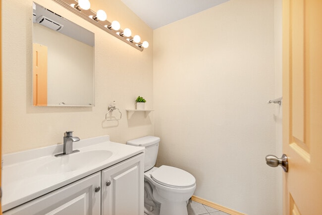 Photo - 5713 122nd Ave SE Unit 165