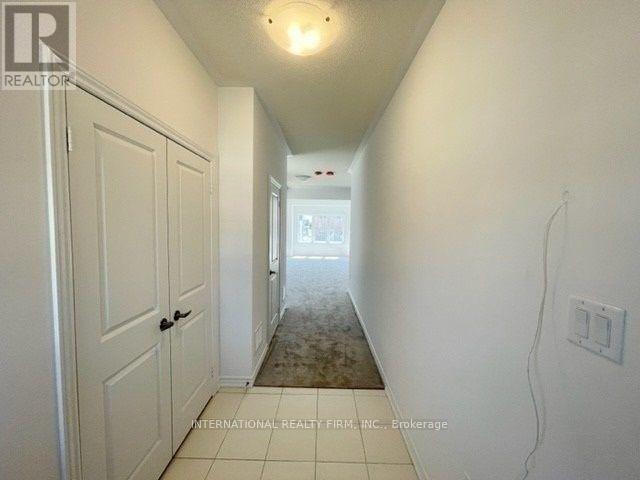 Photo - 240 Ridley Cres