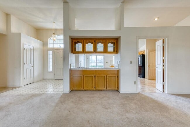 Photo - SPACIOUS 3 BED 2.5 BATH HOUSE WITH 3 CAR GARAGE