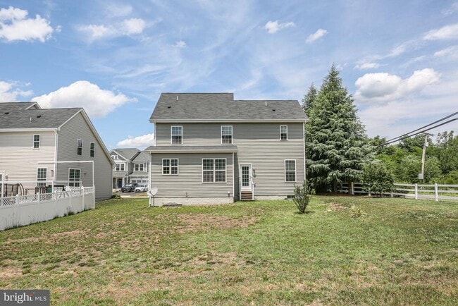 Building Photo - 1 Doria Hill Dr
