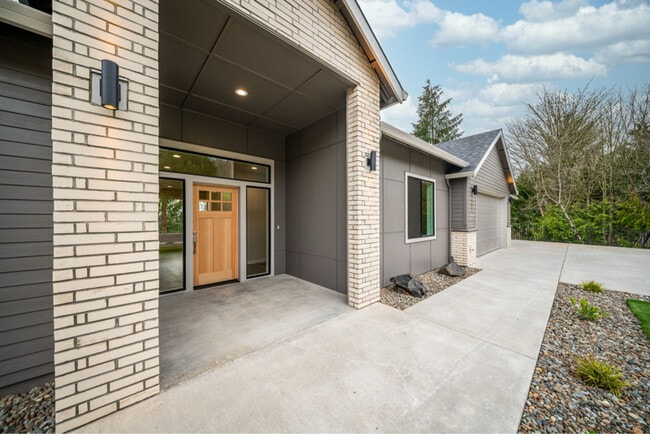 Photo - 222 Curtis Dr