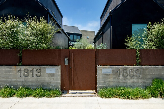 Photo - 1813 Penmar Ave