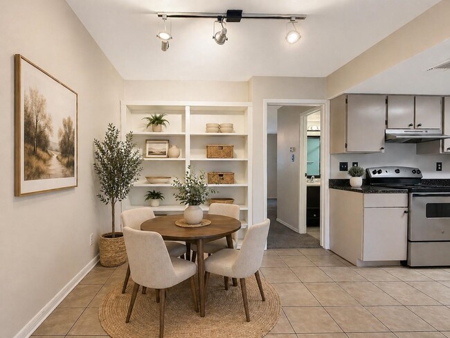 Building Photo - 12905 Woodforest Blvd Unit 601