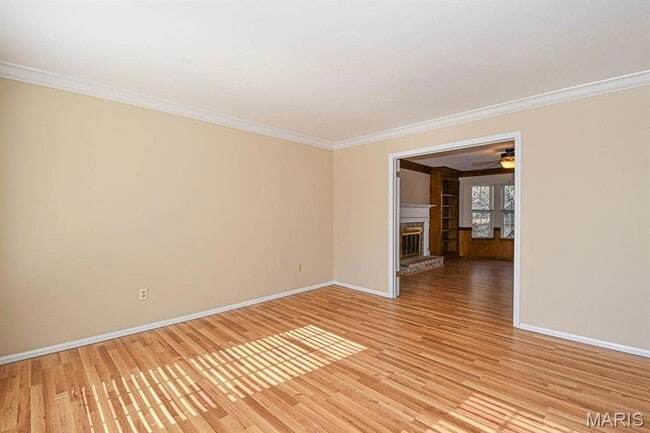 Photo - 612 Log Hill Ct