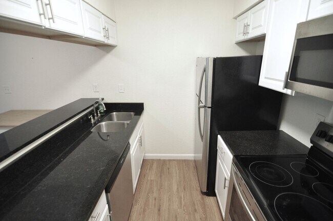 Photo - 2207 Leon St Unit 201