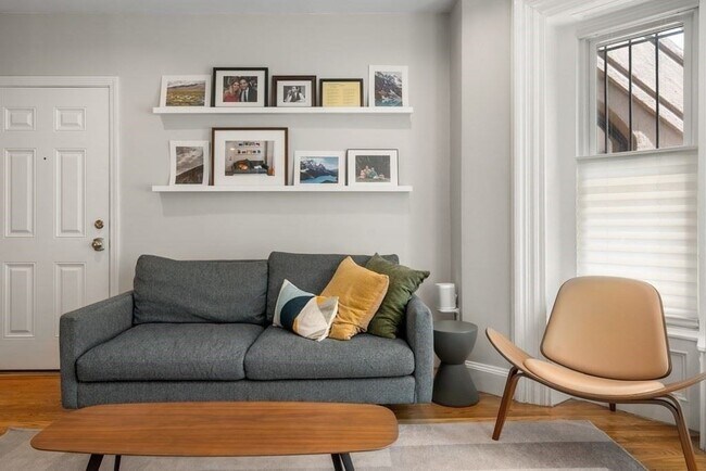 Photo - 501 Columbus Ave Unidad 2