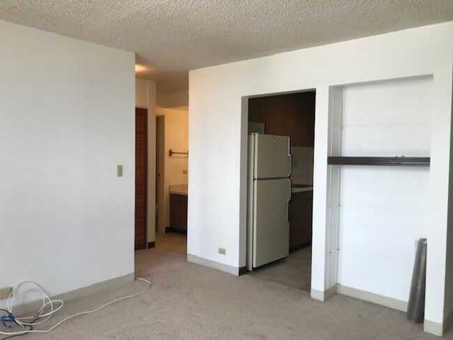 Photo - Pacific Manor - 1 bedroom, 1 bath. No parking - Avail 8/4/26