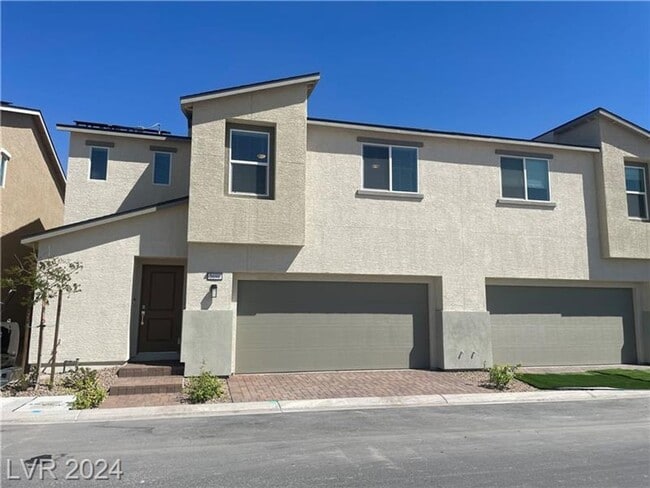 Building Photo - Brand New 4 Bedroom Townhome-Sunrise Manor