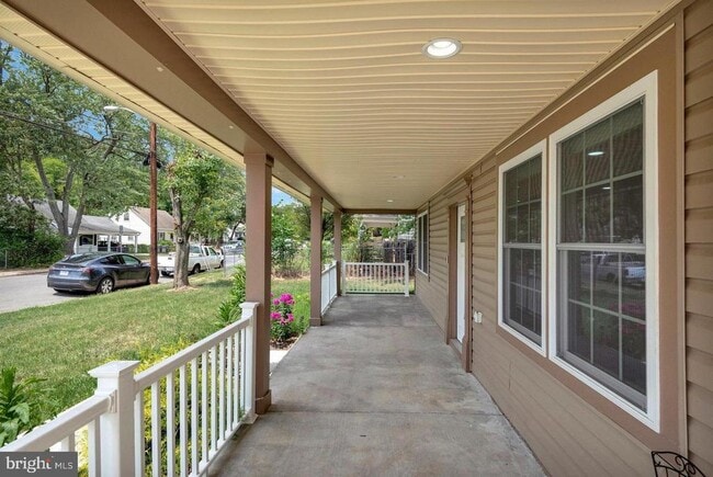 Photo - 179 Martin Dr