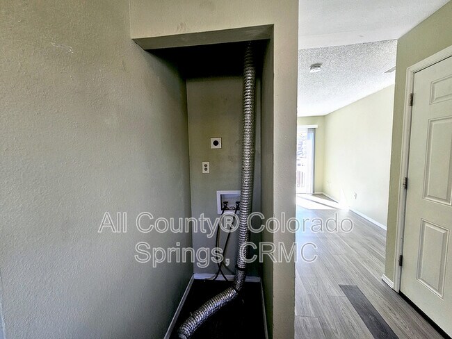 Photo - 1010 Mazatlan Cir Unit B