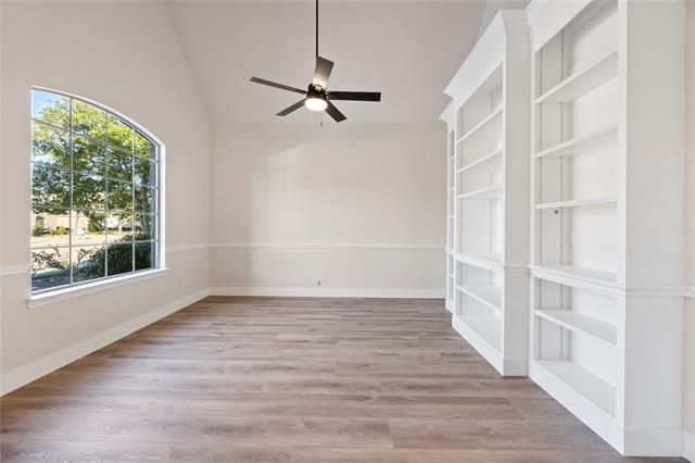 Photo - 4573 Venetian Way