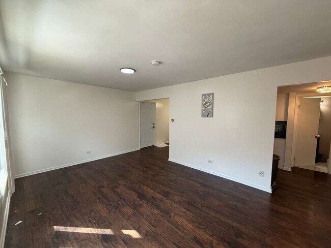 Photo - 1945 Hancock Dr