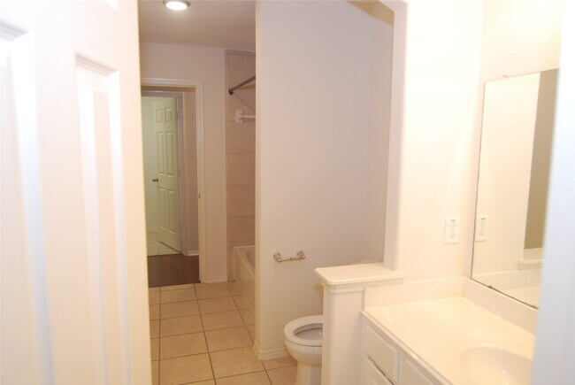 Photo - 2834 Lockeridge Pines Dr