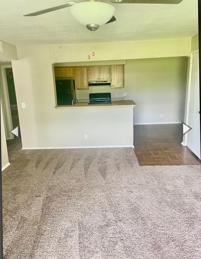 Building Photo - 5966 E 33rd Ct Unit 5966 Rental