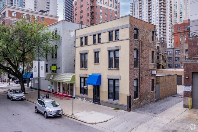 Gramercy Row Apartments