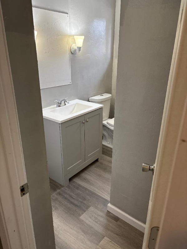 Photo - 190 Aurora Ave