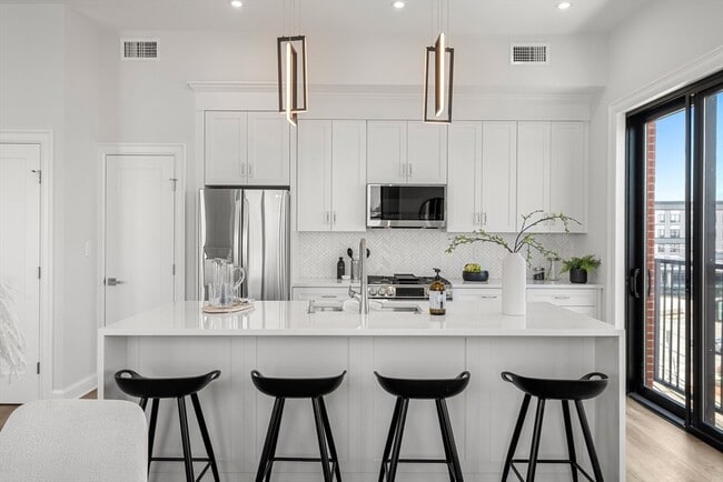 Photo - 523 2nd St Unit 201