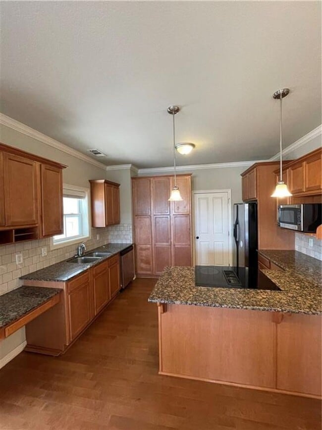Photo - Nice Row Home in W Fayetteville in Rupple Row