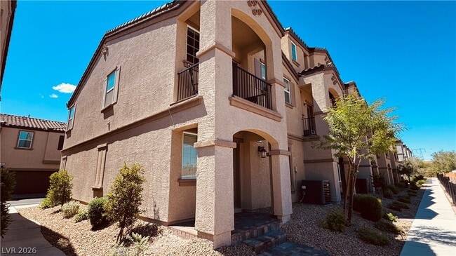 Building Photo - 623 Sedum Ave.