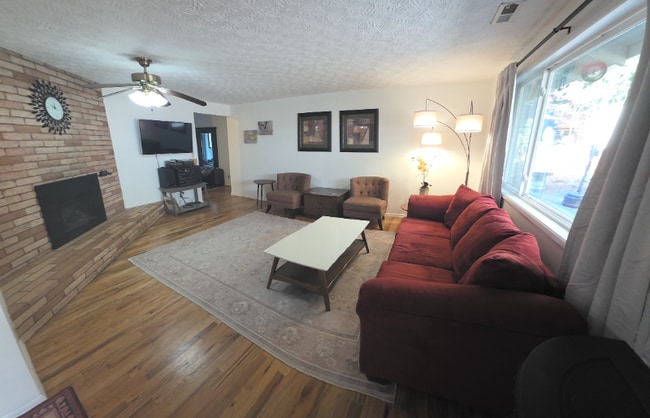 Photo - 17112 SE Jade Ct