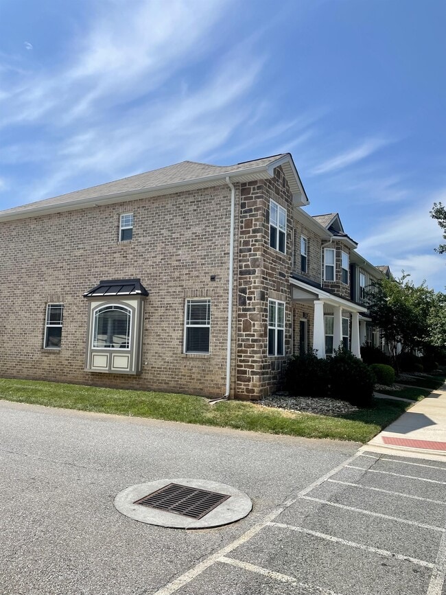 Photo - 116 Capital St