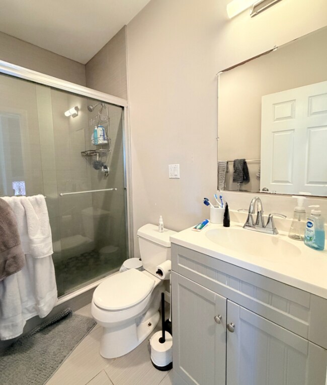 Photo - 39 Long Ave Unidad 2