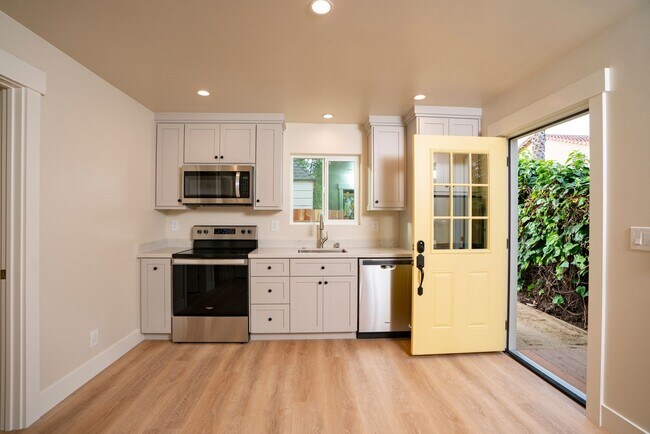 Photo - Detached ADU with Separate Driveway