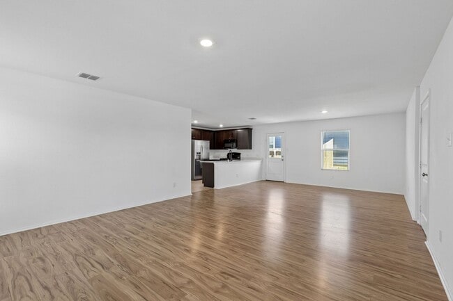 Photo - Fresh, Stylish & Move-In Ready in Eagle Mountain–Saginaw ISD