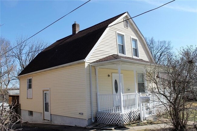 Photo - Absolutely adorable 3 bedroom/1.5 bath hou...