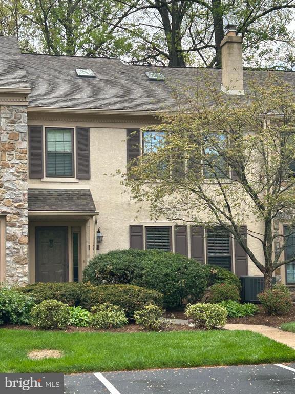 Photo - 403 Weatherstone Dr Townhome