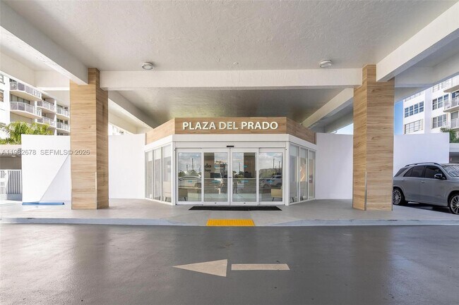 Photo - 18071 Biscayne Blvd Unit 402