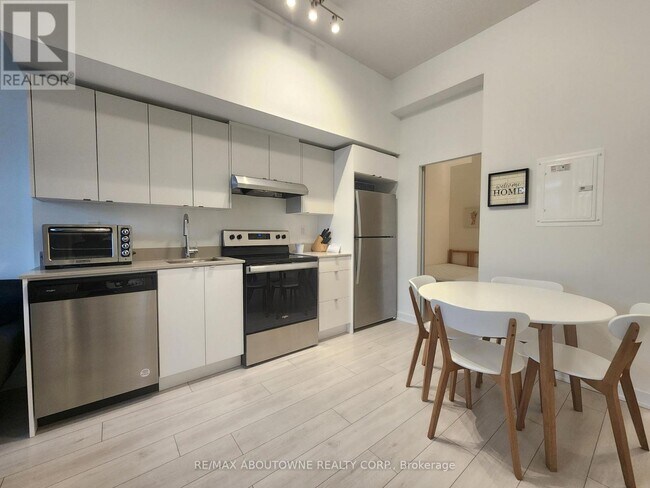 Photo - 3210 Dakota Cmn Unit 101