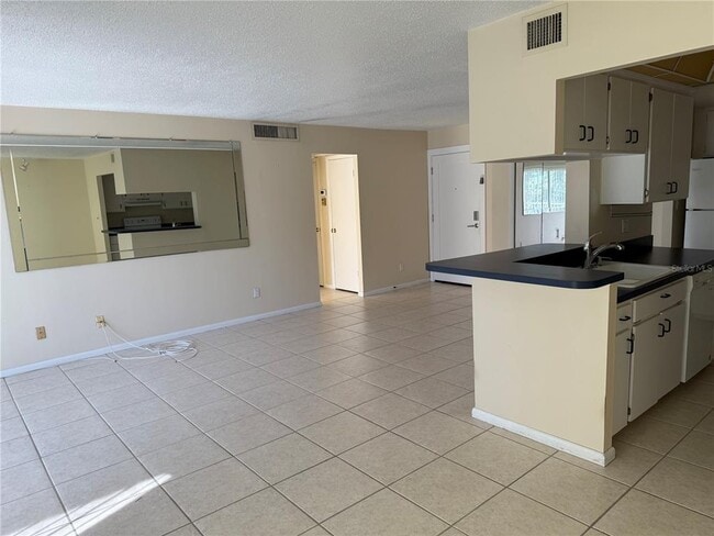 Photo - 1100 Imperial Dr Unit 407