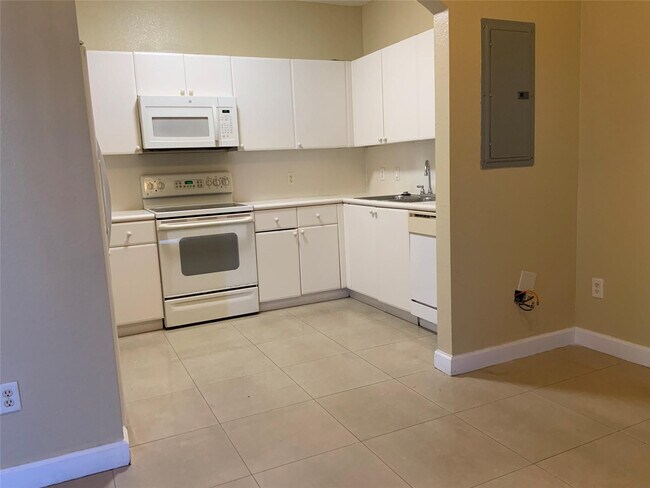 Photo - 15603 SW 41st St Unit 196