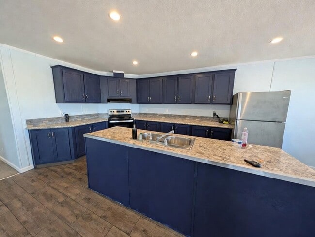 Building Photo - 3118 Herrick Pl