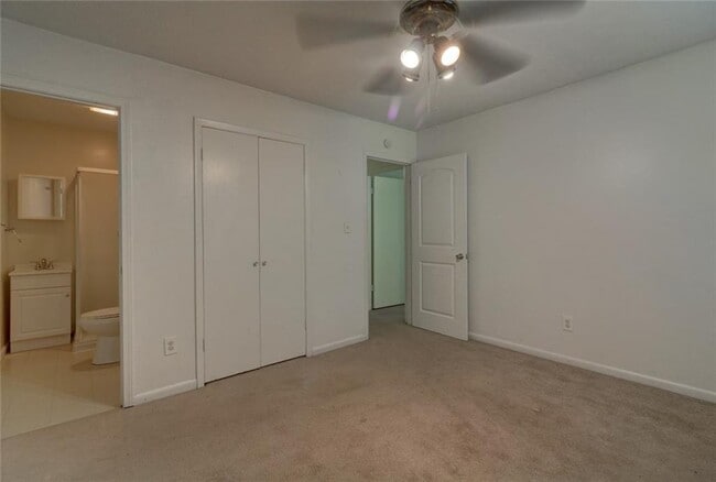 Photo - 10252 Foxfire Terrace